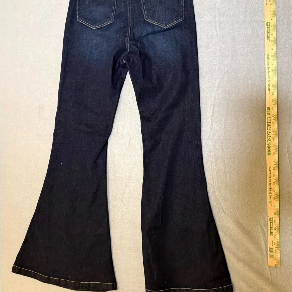 KanCan Jeans Women 11 29x33  Blue Jainey High Rise Super Flare Dark Wash Stretch - Picture 2 of 8
